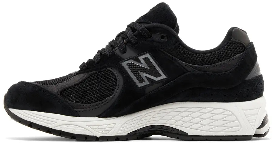 2002R 'Black Gunmetal'