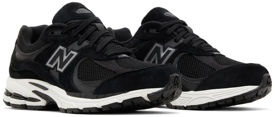 2002R 'Black Gunmetal'