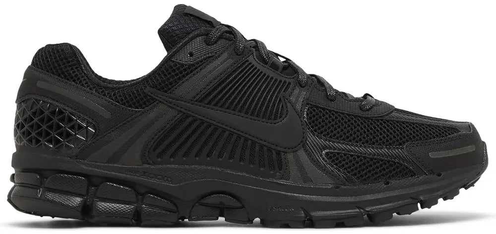 Air Zoom Vomero 5 'Triple Black'