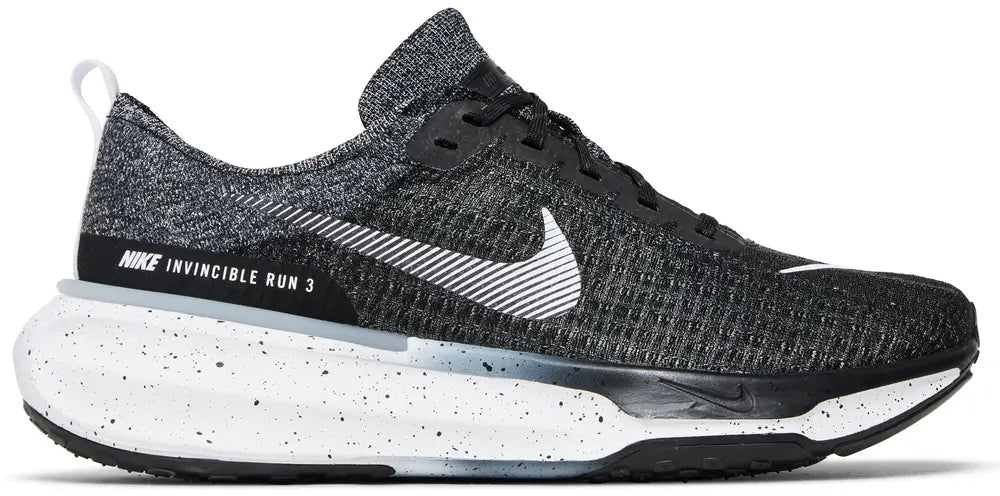 ZoomX Invincible Run Flyknit 3 'Oreo'