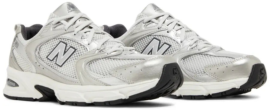 530 'Grey Matter Silver Metallic'