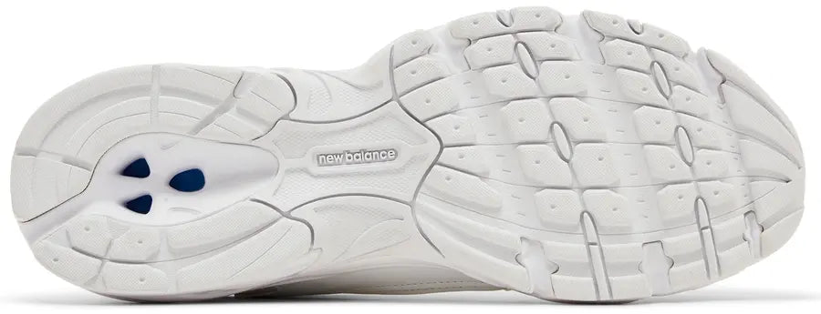 530 'Triple White'