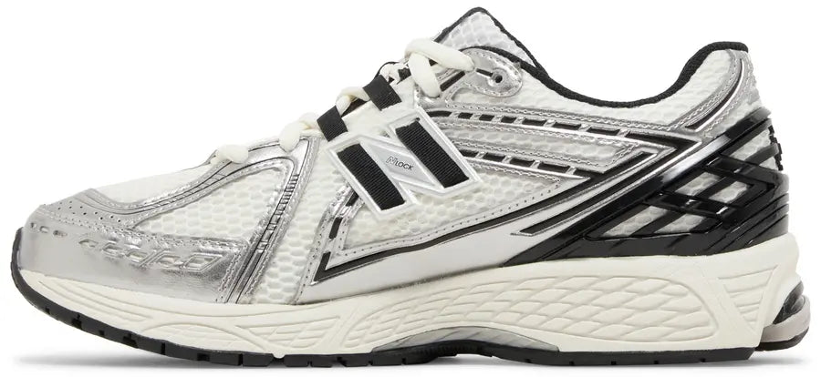 1906R 'Silver Metallic Black'