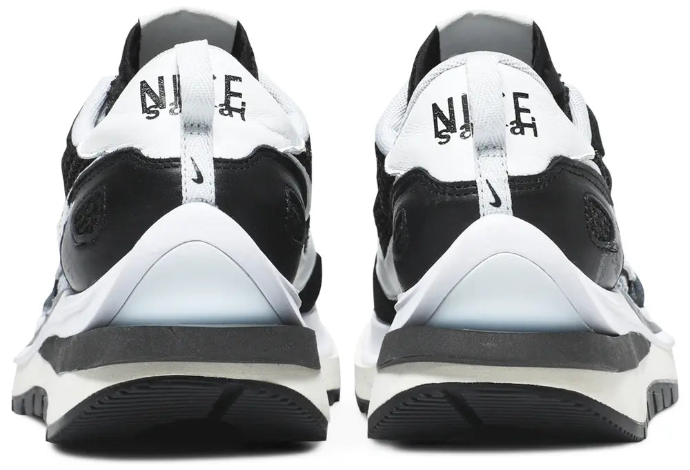 sacai x VaporWaffle 'Black White'