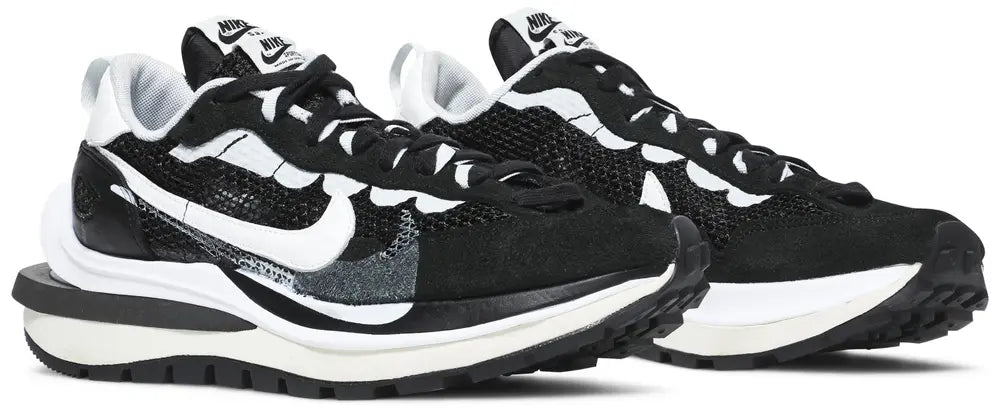 sacai x VaporWaffle 'Black White'
