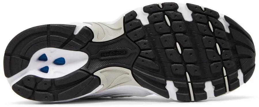 530 'Silver White'