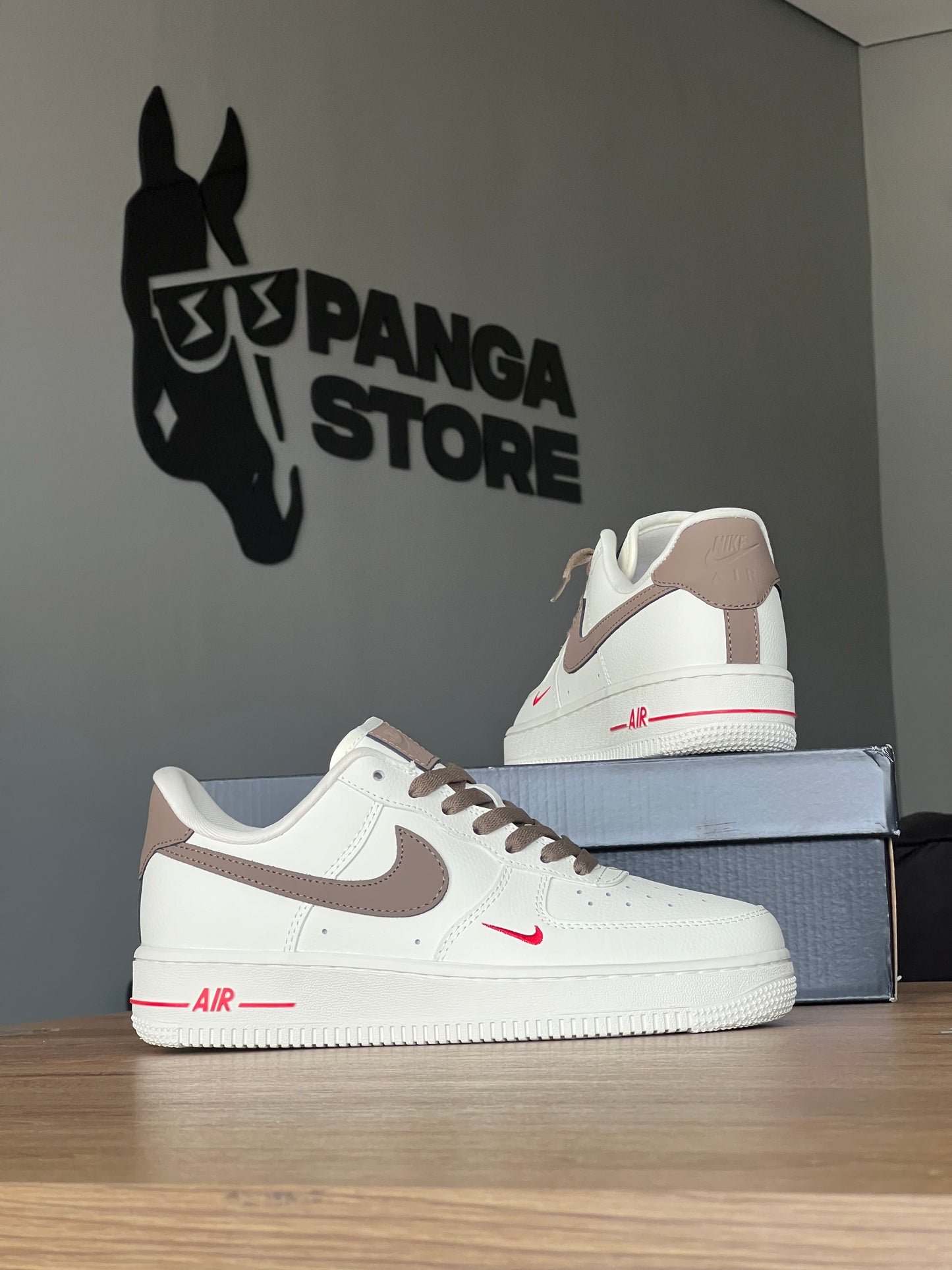 Nike Air Force 1 Red Beige (PRONTA ENTREGA)