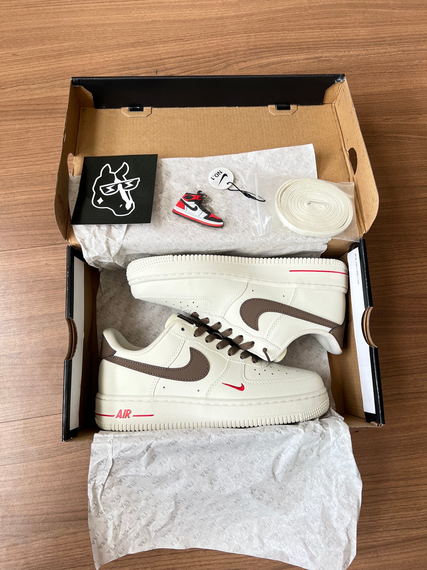 Nike Air Force 1 Red Beige (PRONTA ENTREGA)