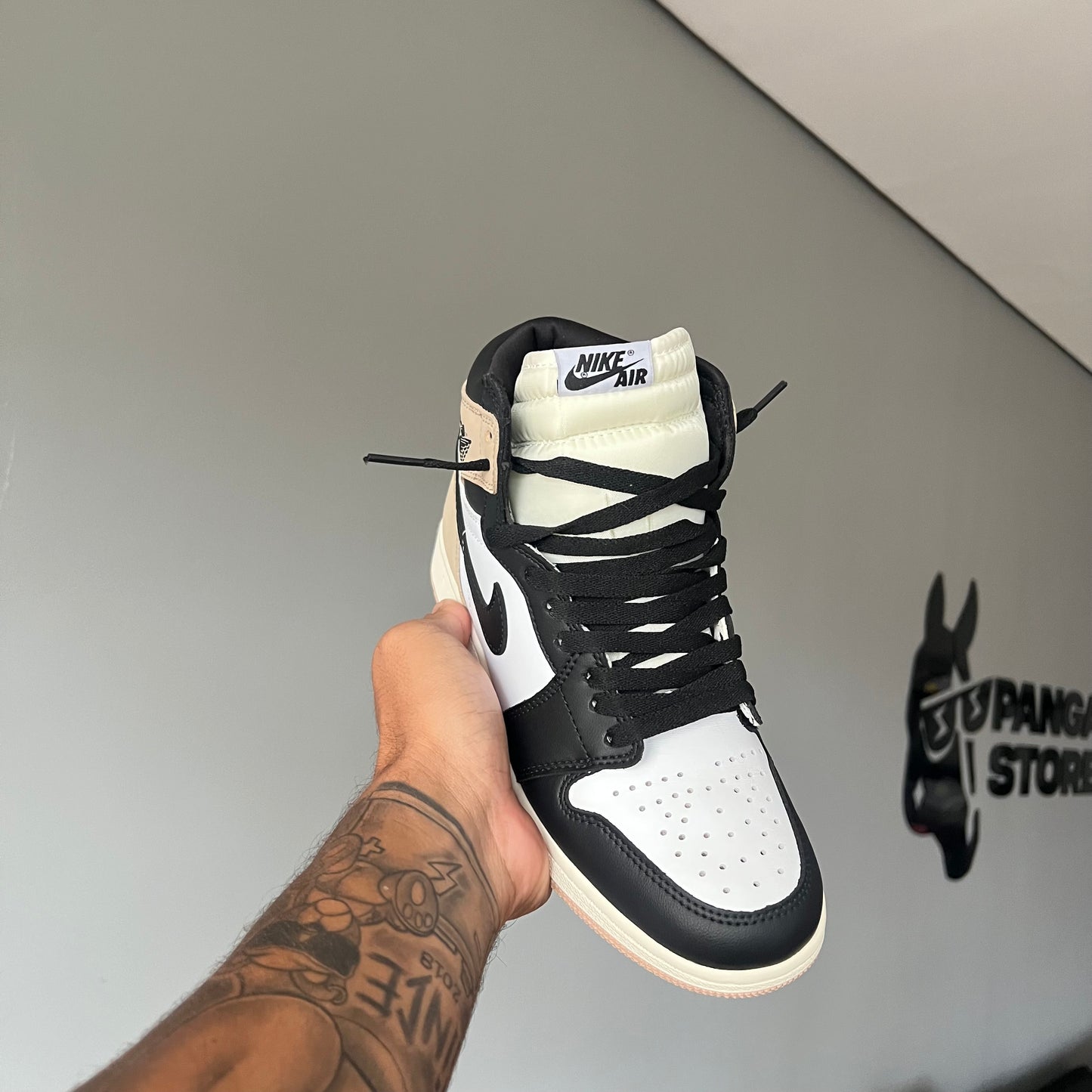 Nike Air Jordan 1 Retro High OG 'Latte' ( PRONTA ENTREGA )