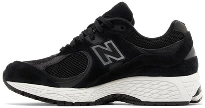 2002R 'Black Gunmetal'