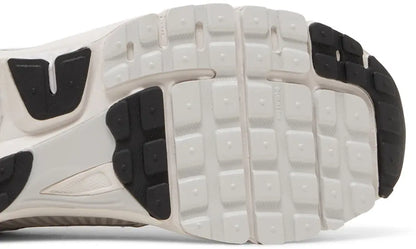 Air Zoom Vomero 5 'Vast Grey'