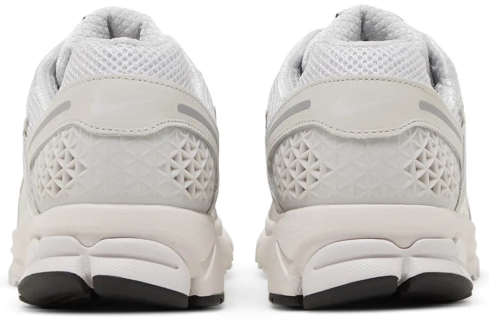 Air Zoom Vomero 5 'Vast Grey'