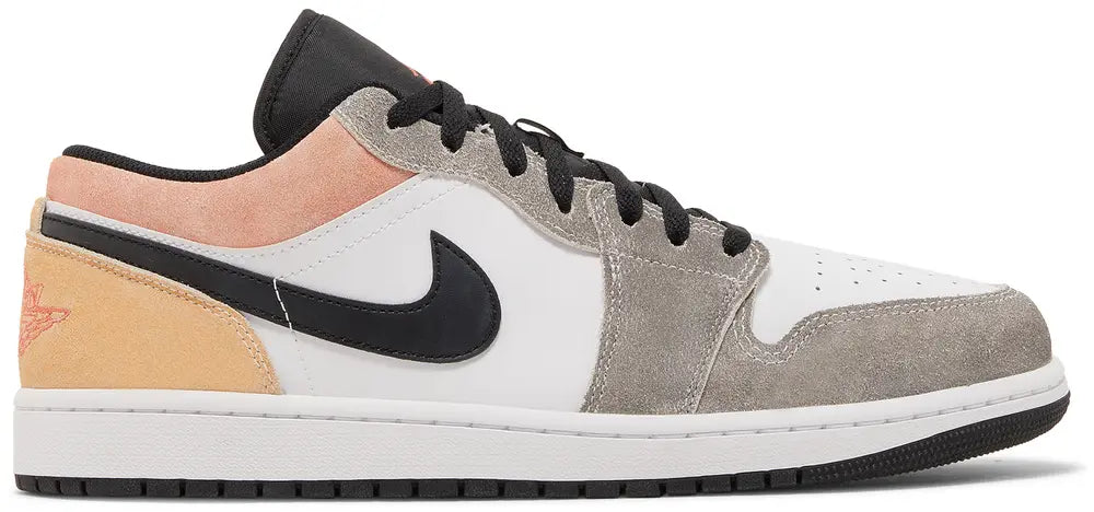 Air Jordan 1 Low SE 'Flight Club'