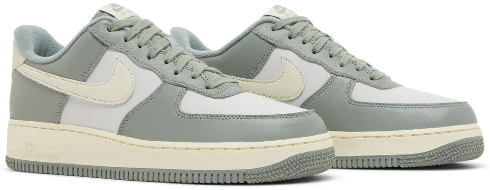 Nike Air Force 1 07 Low "mica Green"