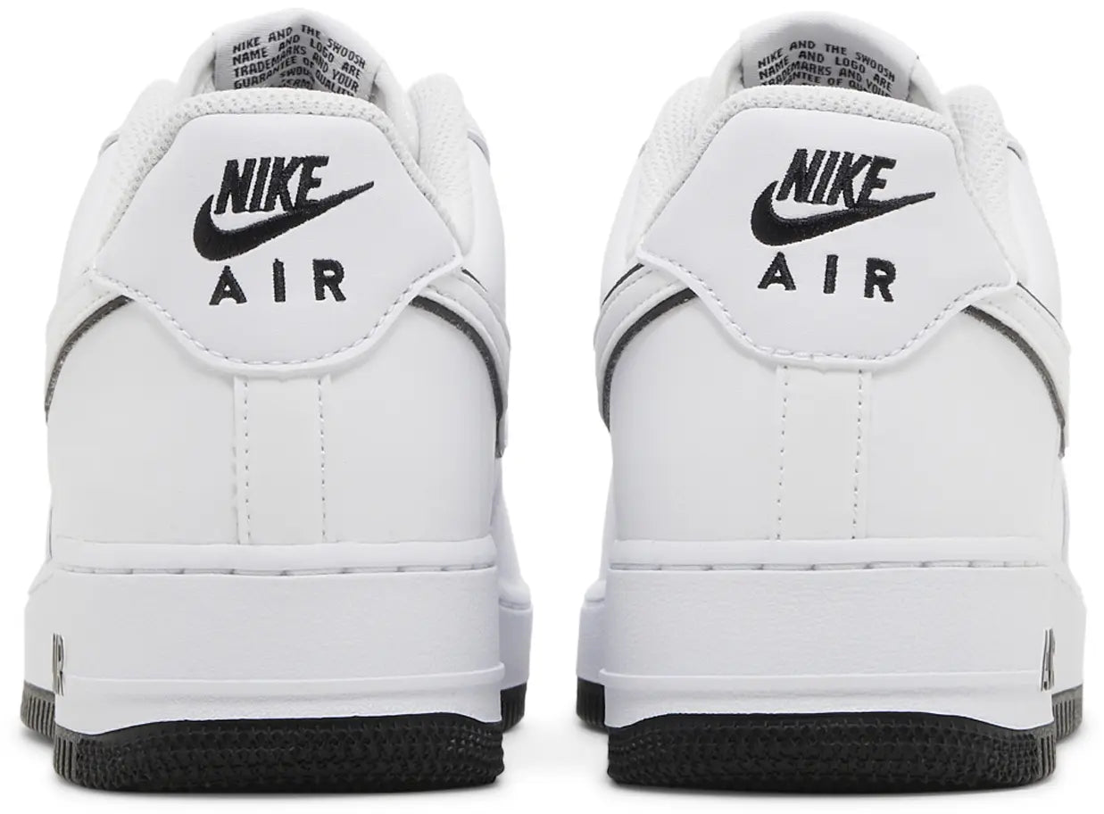 Air Force 1 '07 'White Black Outline'