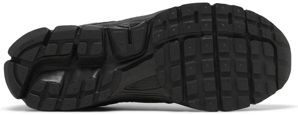 Air Zoom Vomero 5 'Triple Black'