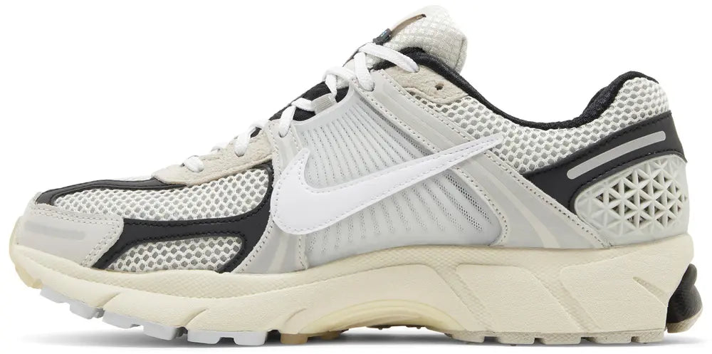 Air Zoom Vomero 5 'Supersonic'