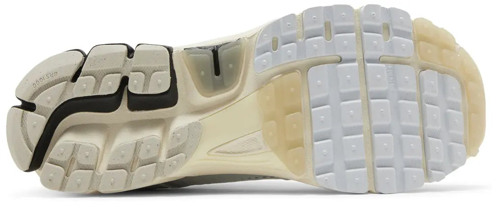 Air Zoom Vomero 5 'Supersonic'