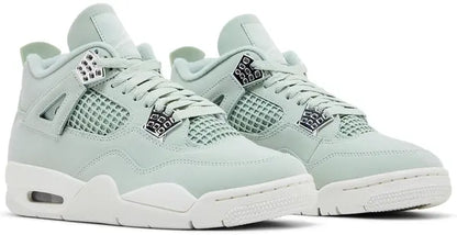 Nike Air Jordan 4 Retro 'Abundance / Seafoam'