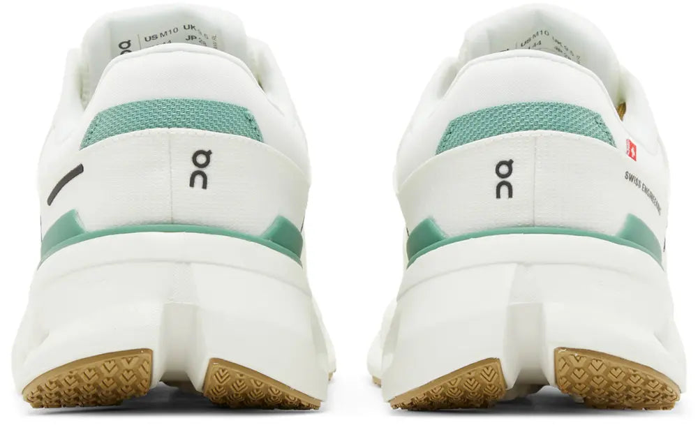 ON Cloudrunner 2 'Undyed Green'