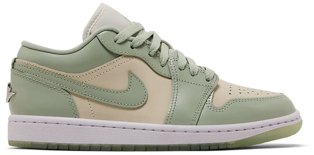 Air Jordan 1 Low SE 'Seafoam Sail'