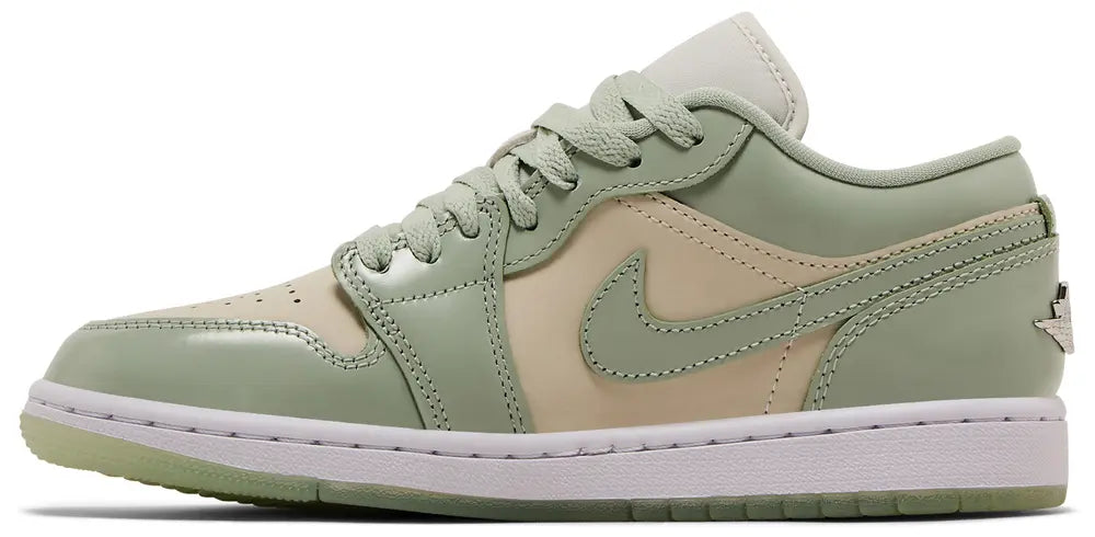 Air Jordan 1 Low SE 'Seafoam Sail'