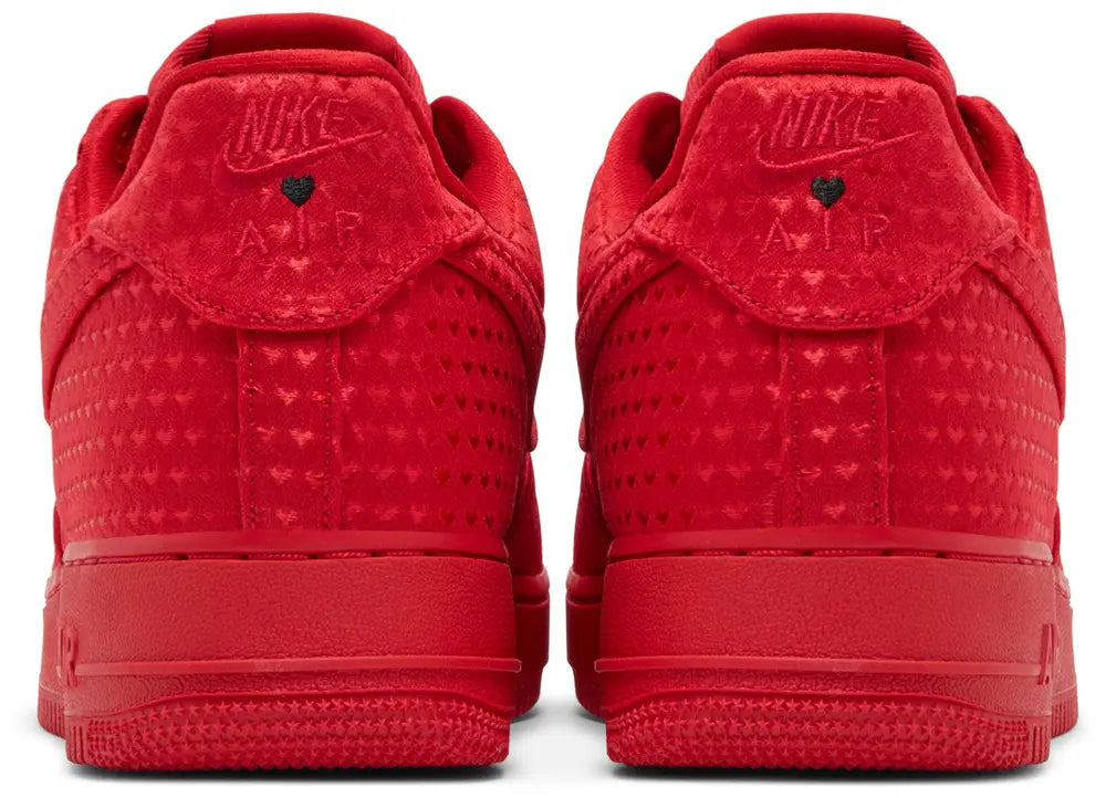 Nike Air Force 1 Low 'Valentine's Day - University Red' 2026