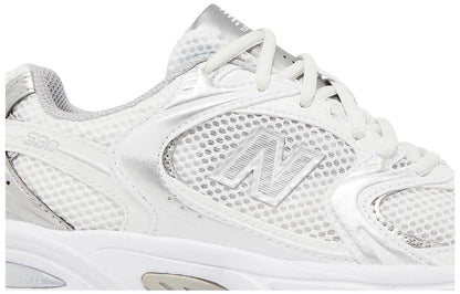 530 'Silver White'