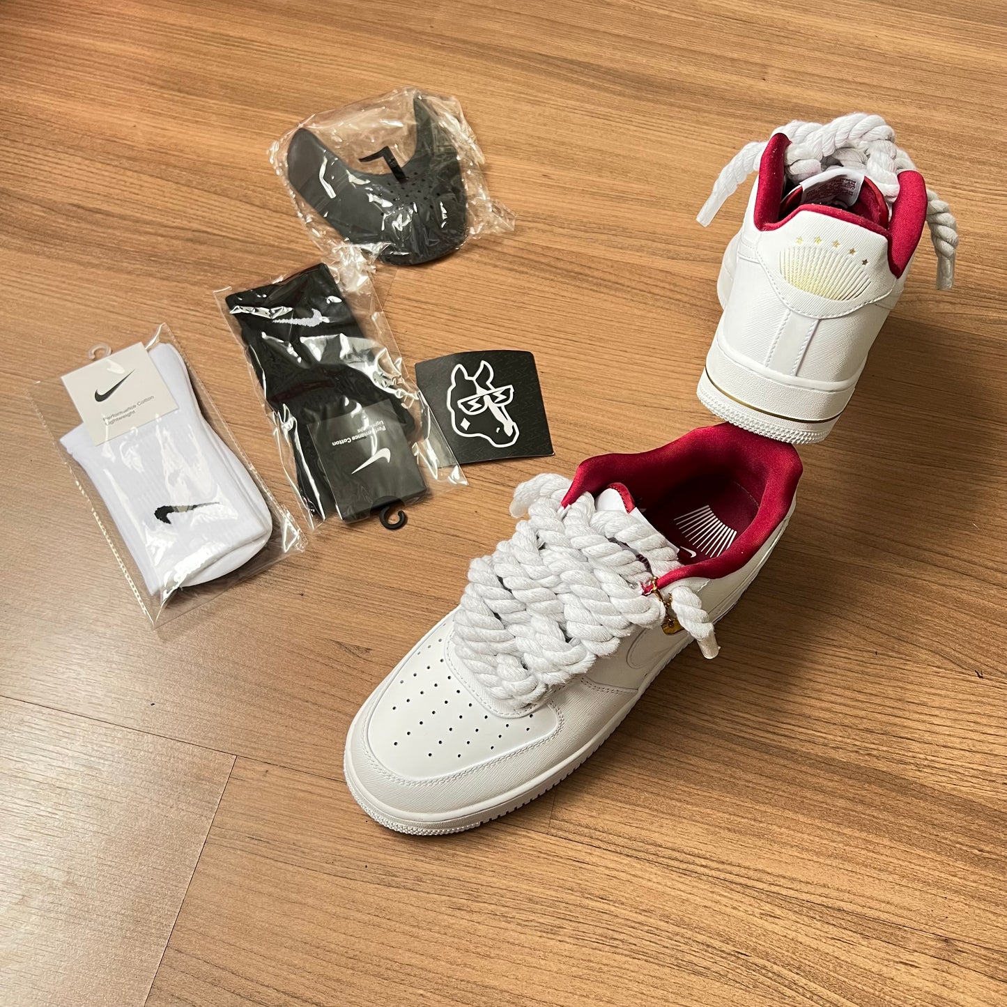 Nike Air Force 1 Team Red Rope