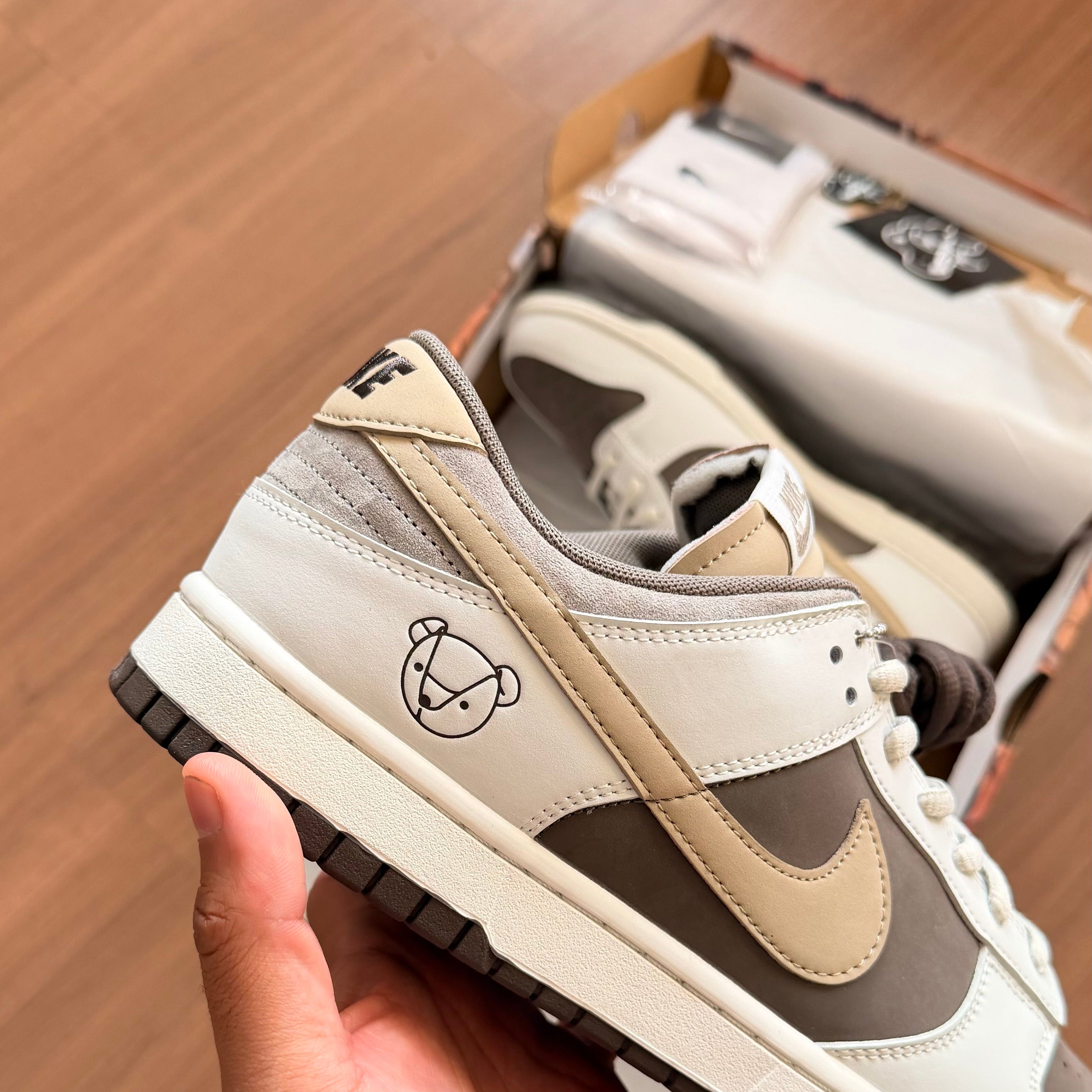 Nike SB Dunk Low 'Otomo Katsuhiro'
